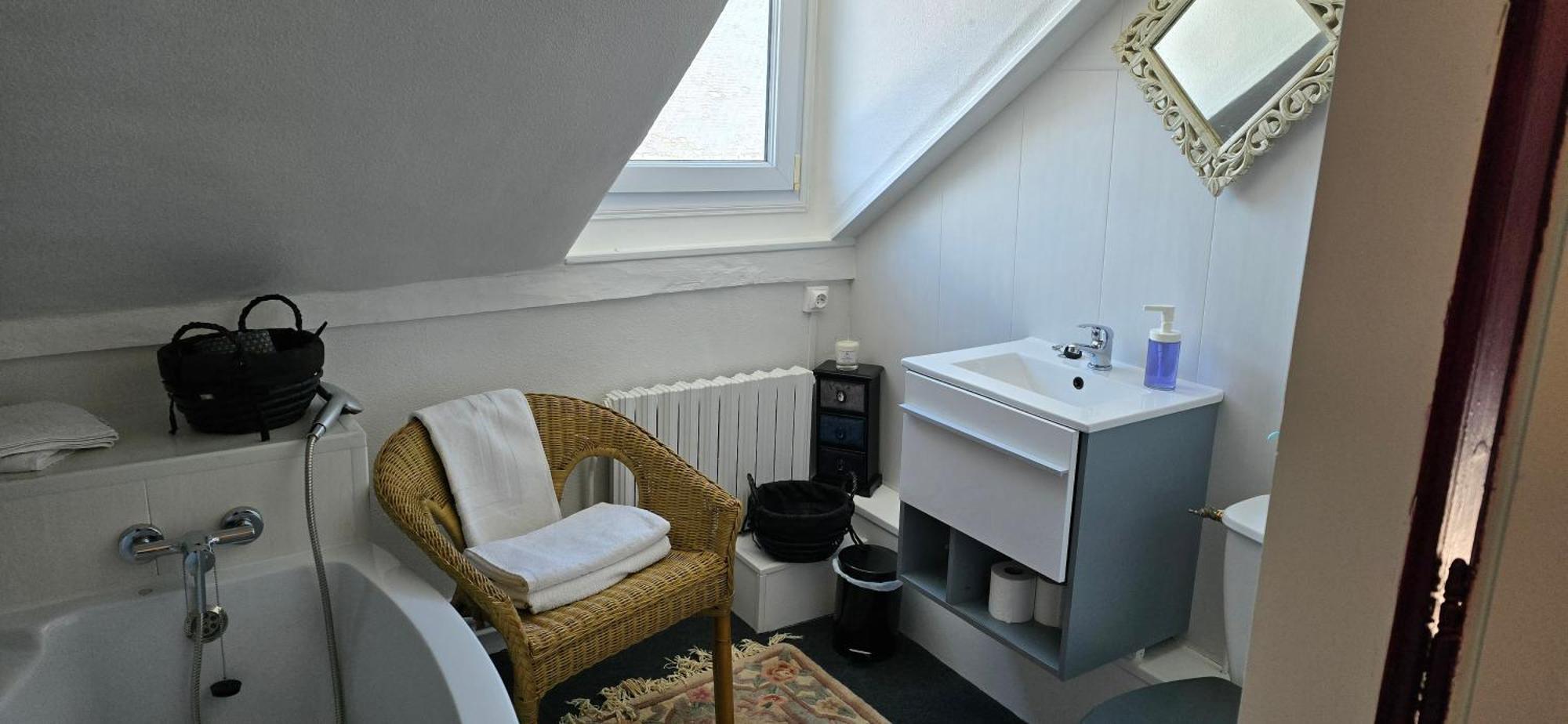 La Cour Du Puits Chambre Victor Cormeilles  Exteriör bild